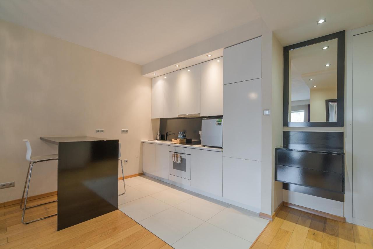 Platinum Towers Hotel Apartments Varsovie Extérieur photo